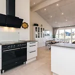 12 Person In Albaek-by Traum