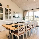 12 Person In Albaek-by Traum * Ålbæk